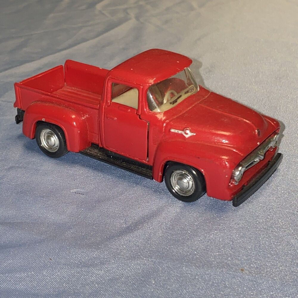 1994 Road Champs 1956 Ford F100 Pickup Truck 1:43 Scale Diecast Model Red
